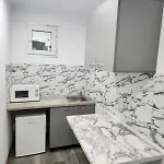 Luxinn Bed & Breakfast Bucharest