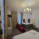 Luxinn Bed & Breakfast 3*