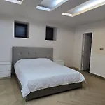 Luxinn Bed & Breakfast 3*