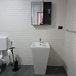 Luxinn Bed & Breakfast Bucharest