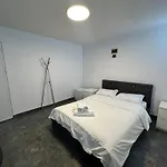 Bed & Breakfast Luxinn 3*