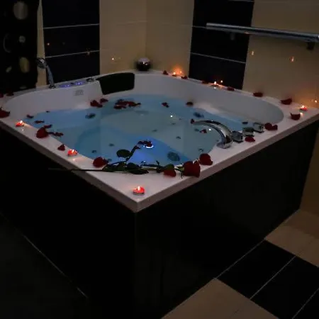 Luxinn Bed & Breakfast Bucharest