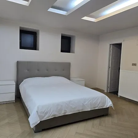 Luxinn לינה וארוחת בוקר 3*