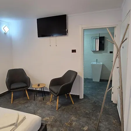 Luxinn Nocleg ze śniadaniem