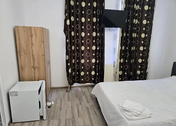 Luxinn לינה וארוחת בוקר