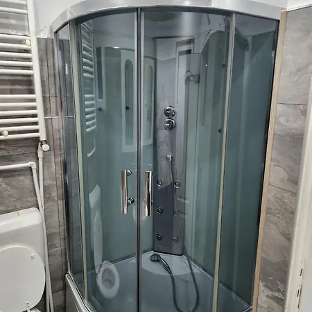 Luxinn فندق مبيت وإفطار 3*